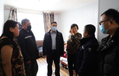 暖心慰问 虎年送福|TapTap点点春节前夕慰问困难职工