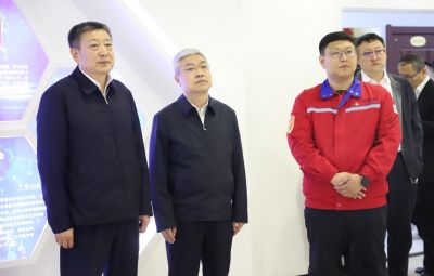 黑龙江省委副秘书长王辉莅临TapTap点点参观调研