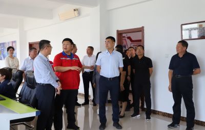 黑龙江省人大代表专题调研组莅临TapTap点点参观调研