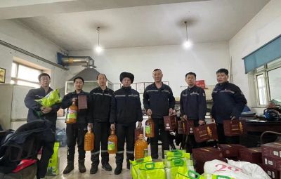 岁末送祝福 温情迎新春|TapTap点点为全体员工发放春节福利